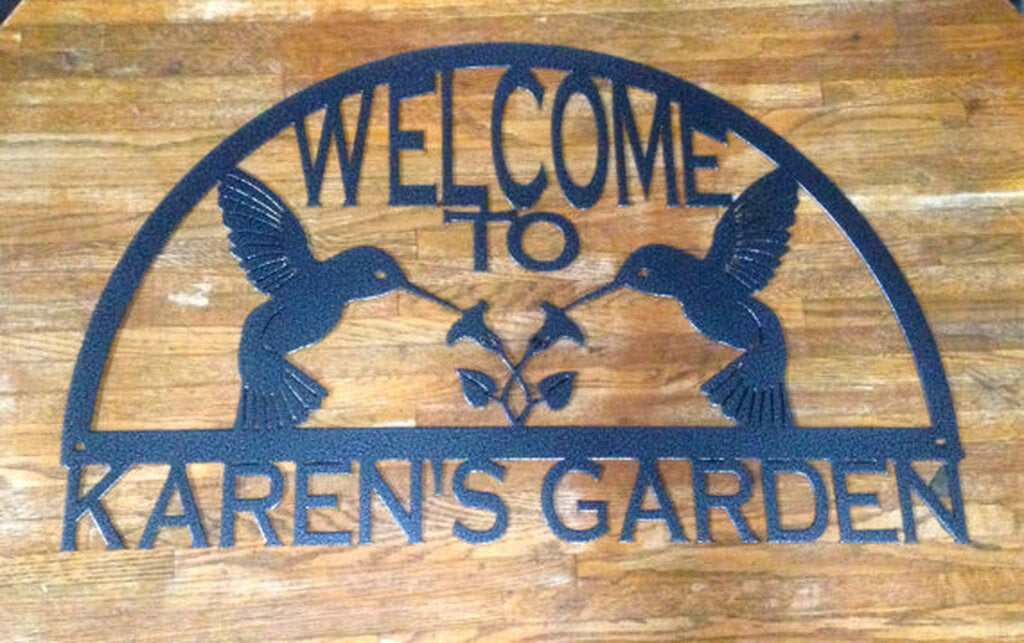CustomsPig Personalized Welcome Sign with Hummingbird Garden Metal Wall Art