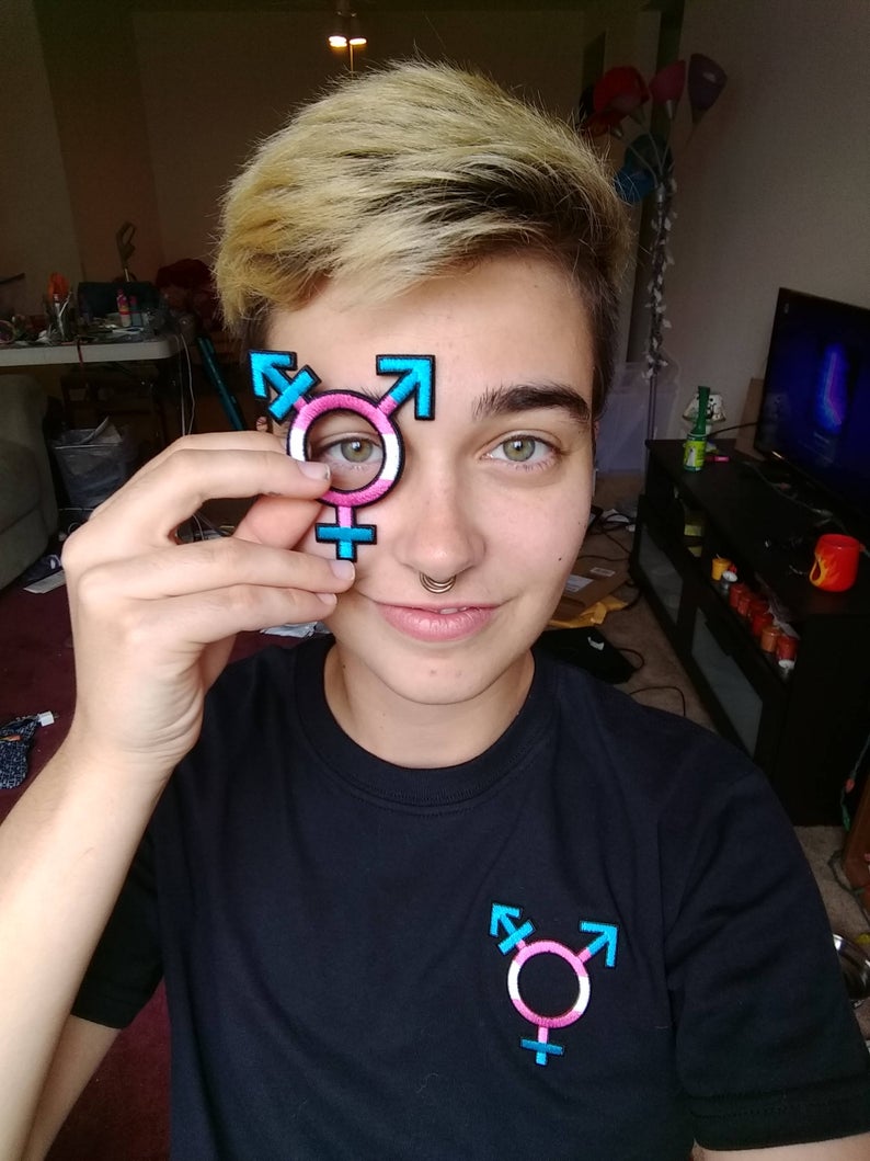 Trans Patch Trans Symbol Iron trên Patch LGBTQA + Trans Man Trans Woman Trans Boy Trans Girl Nonbinary Transgender Pride Trans Fashion