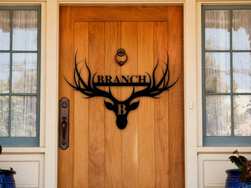CustomsPig Custom Deer Last Name Sign Wall Art